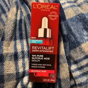 L’Oréal Revitalift Derm Intensives